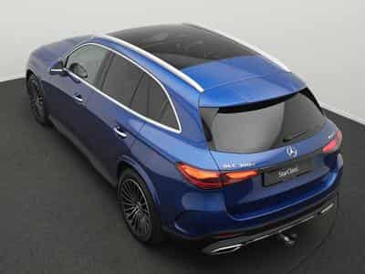 Mercedes GLC 300 d 4MATIC AMG-Line Premium (2025) - Photo 11