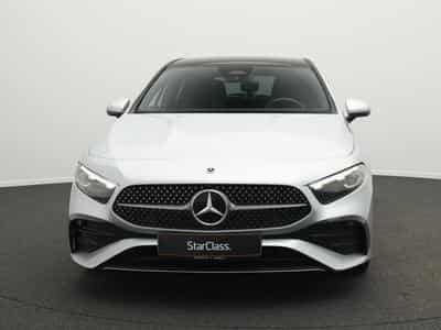 Mercedes A 180 AMG-Line (2024) - Photo 2