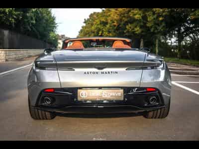 Aston-Martin DB12 VOLANTE 4.0 V8 680 CH - SPIRIT SILVER METALLIC - FULL PPF (2024) - Foto 4