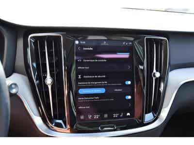 Volvo V60 2.0 B4 Plus Dark Geartronic PANO CUIR MEMO CAM360 HARMAN 1°M (2025) - Foto 15