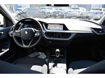 BMW 116 d REGUL GPS PDC LED 1° MAIN (2023) - Foto 9