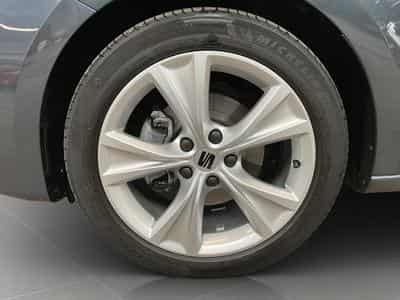Seat Leon FR+DSG+RearView+LED+Kessy+Navi (2025) - Photo 8