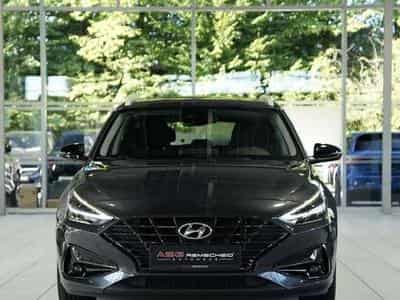Hyundai i30 DCT Intro Edition *Klima *Navigation (2020) - Photo 3