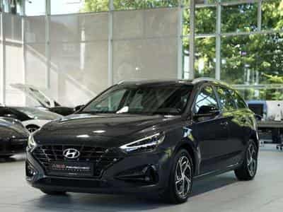 Hyundai i30 DCT Intro Edition *Klima *Navigation (2020) - Photo 4
