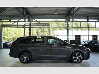 Hyundai i30 DCT Intro Edition *Klima *Navigation (2020) - Photo 6