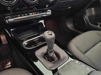 Mercedes A 180 A 180  Business solution NAVI/FULL LED/TO PANO/JA (2022) - Foto 11