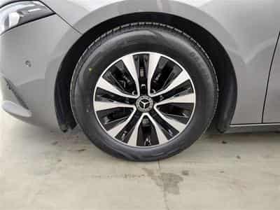 Mercedes A 180 A 180  Business solution NAVI/FULL LED/TO PANO/JA (2022) - Foto 5
