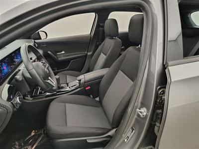 Mercedes A 180 A 180  Business solution NAVI/FULL LED/TO PANO/JA (2022) - Foto 6