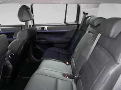 Hyundai Santa Fe 1.6 T-GDi Hybrid SHINE 7 PLACES (2025) - Photo 11