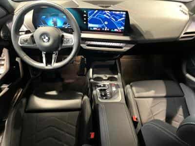 BMW 120 120d (2024) - Foto 8