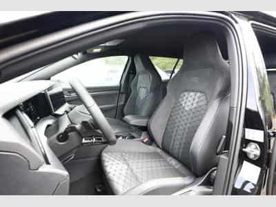 VW Golf Variant R-Line (2026) - Photo 6