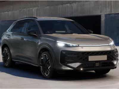 VW T-Roc R-Line (2026) - Foto 1