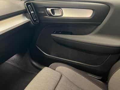 Volvo XC40 Plus Dark (2025) - Foto 12