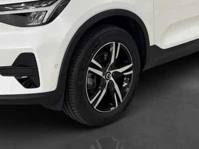 Volvo XC40 Plus Dark (2025) - Foto 4