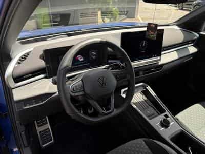 VW T-Roc R-Line/IQ Light/Camera 360/Car Play (2025) - Foto 6