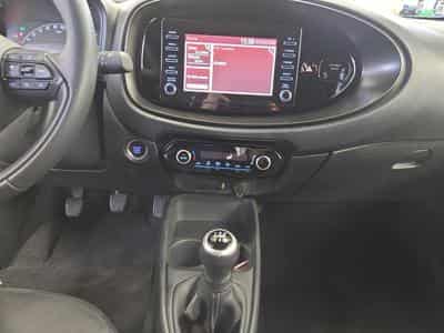 Toyota Aygo X 1.0i VVT-i X play Air (2023) - Foto 9