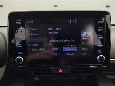 Mazda 2 1.5 Hybrid VVT-I CVT 92Cv Agile CARPLAY / CLIM (2023) - Foto 11
