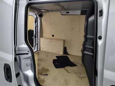 Fiat Doblo 1.6 MJET Cargo CLIM / CARPLAY (2023) - Photo 13