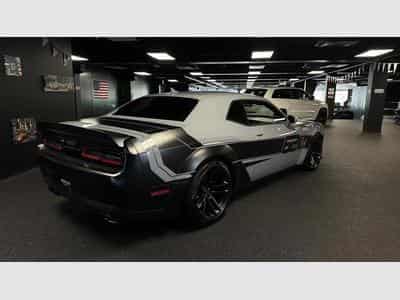 Dodge Challenger (2022) - Photo 9