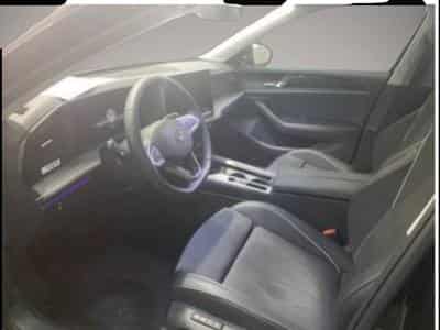 VW Passat (2025) - Foto 1