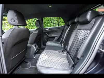 VW T-Cross 1.5 TSI 150 DSG R-LINE (2024) - Foto 13