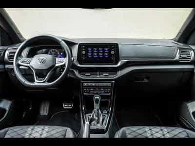 VW T-Cross 1.5 TSI 150 DSG R-LINE (2024) - Foto 14