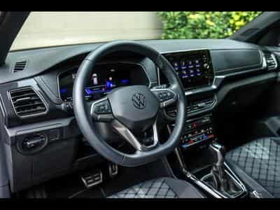 VW T-Cross 1.5 TSI 150 DSG R-LINE (2024) - Foto 9