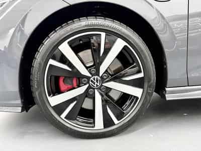 VW Golf GTE PHASE 2  1.5 eHybrid 272 CV DSG 6 *PANO * MATRIX * TÊTE (2025) - Foto 15