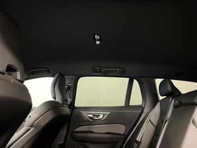 Volvo V60 Plus Dark (2025) - Foto 13