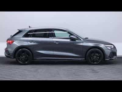 Audi A3 Sportback 35 TDI S-LINE 150 (2023) - Photo 4