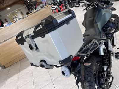 Moto Guzzi V85 TT  Strada (2023) - Photo 5