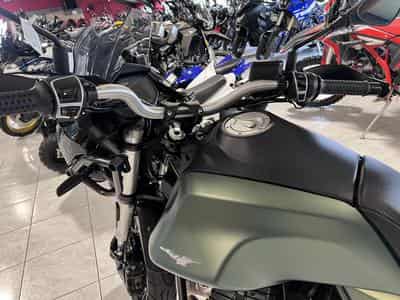 Moto Guzzi V85 TT  Strada (2023) - Photo 8