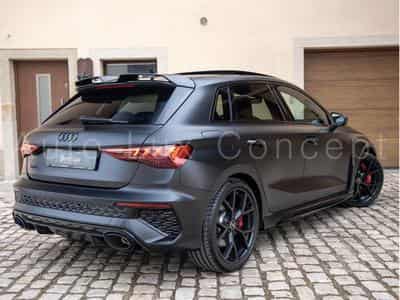 Audi RS3 Sportback 2.5 TFSI quattro S tronic 7 (2024) - Photo 3