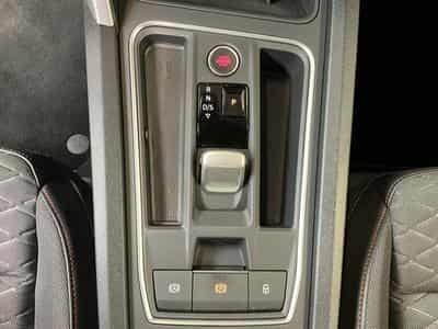 Seat Leon FR+DSG+Matrix-LED+P.Safe-DriveL+P.Vision+Navi (2025) - Photo 12