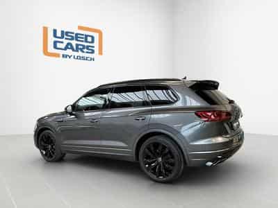 VW Touareg R-Line+V6+4M+DSG+Black-Style+Pano+AHK+Stand-H.+Luft. (2021) - Foto 5