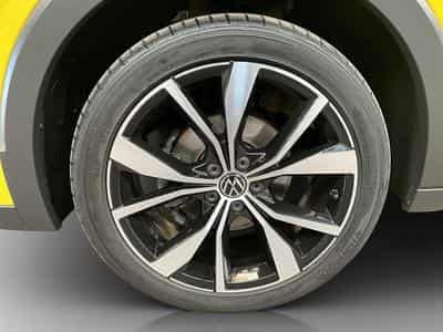 VW T-Cross R-Line+DSG+IQ-Light+RearView+Navi+AHK (2024) - Foto 8