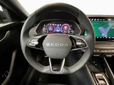 Skoda Octavia RS+DSG+Pano+AHK+P.Comfort+P.Simply-Clever (2025) - Foto 10