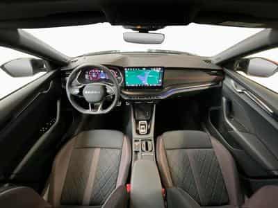 Skoda Octavia RS+DSG+Pano+AHK+P.Comfort+P.Simply-Clever (2025) - Foto 2