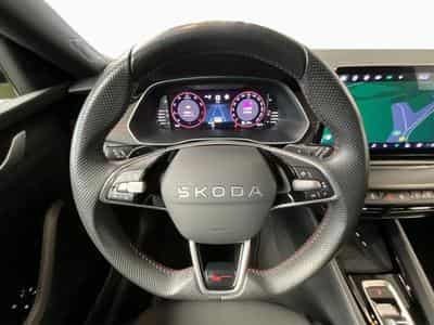 Skoda Octavia RS+DSG+Head.Up+P.Ass.-Drive+ (2025) - Foto 10