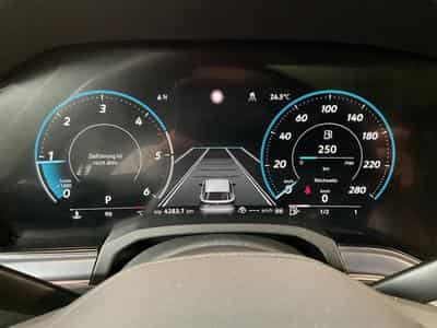 VW Touareg R-Line+DSG+4M+IQ-Drive+Pano+Keyless+P.Travel+ (2025) - Foto 11