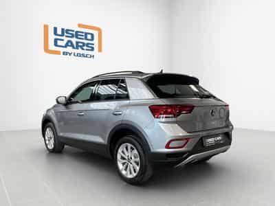VW T-Roc Life+DSG+P.Travel+P.Select+RearView+LED (2025) - Foto 6