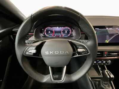 Skoda Scala Monte-Carlo+LED+NAVI+PANO+LM17+DAB (2025) - Foto 10