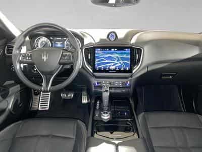 Maserati Ghibli 3.0 V6 Modena S Aut. 4x4 (2022) - Photo 4