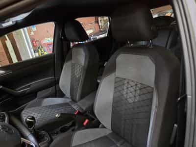 VW Polo TSI R-LINE 95CV (2023) - Photo 12