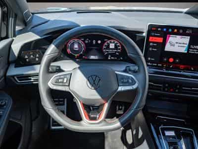 VW Golf (2025) - Photo 6