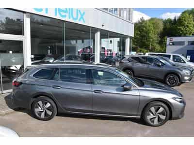 VW Passat (2025) - Foto 3