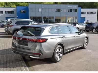 VW Passat (2025) - Foto 4