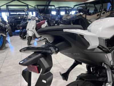 CF Moto 675 SR-R (2026) - Photo 5