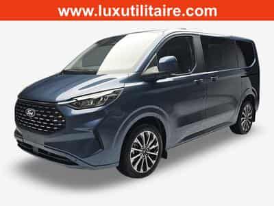 Ford Tourneo 2.0 TDCI ECOBLUE 170 L1 Titanium X (2026) - Foto 2