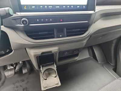 VW T6.1 2.0 TDI DSG 170 L2H1 (2025) - Foto 12